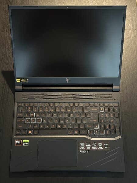 Laptop Gaming Acer Nitro V16 - RTX 4060 8GB